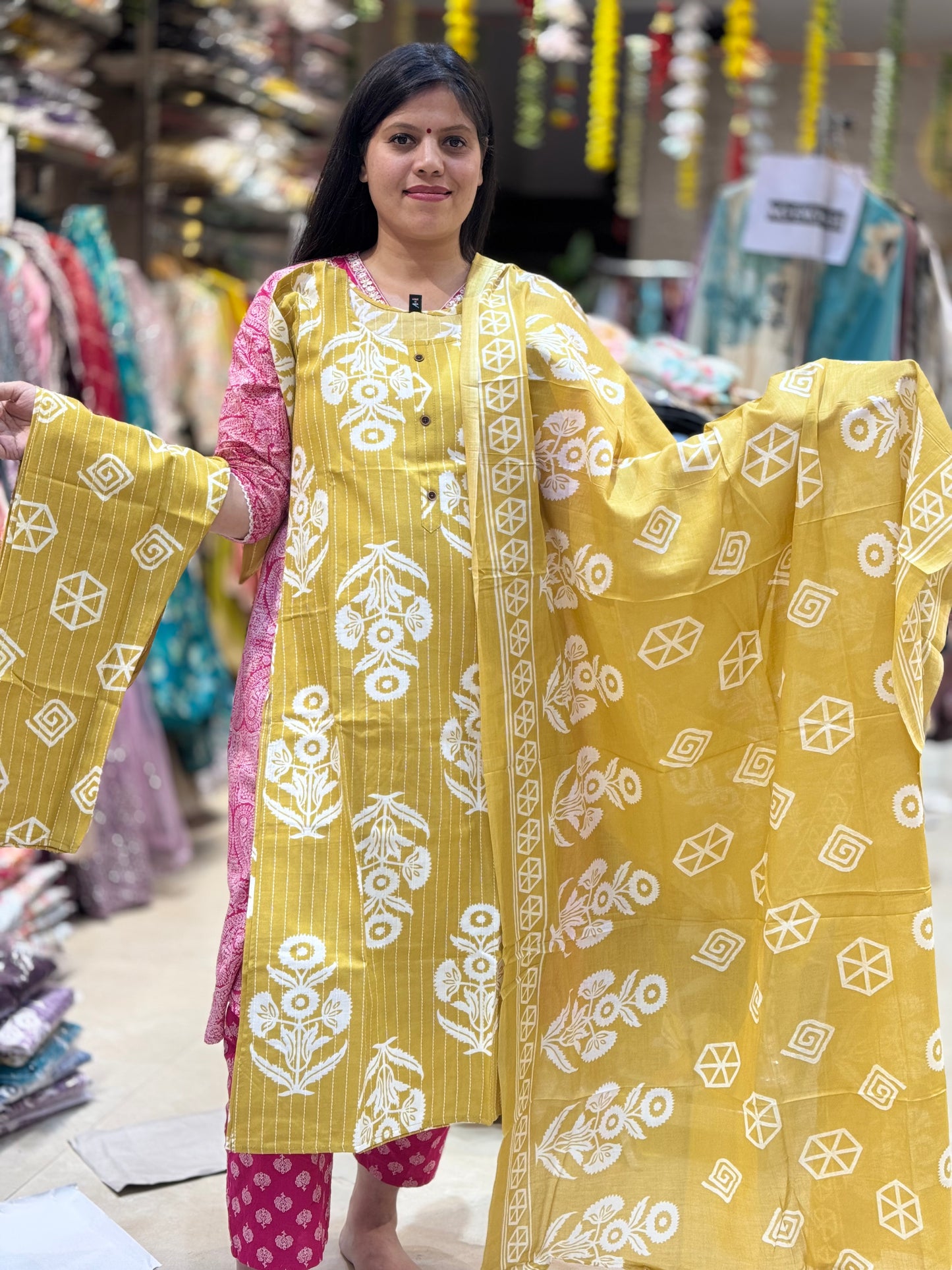 Indipehnawa Exclusive: Suit Sets for Every Celebration