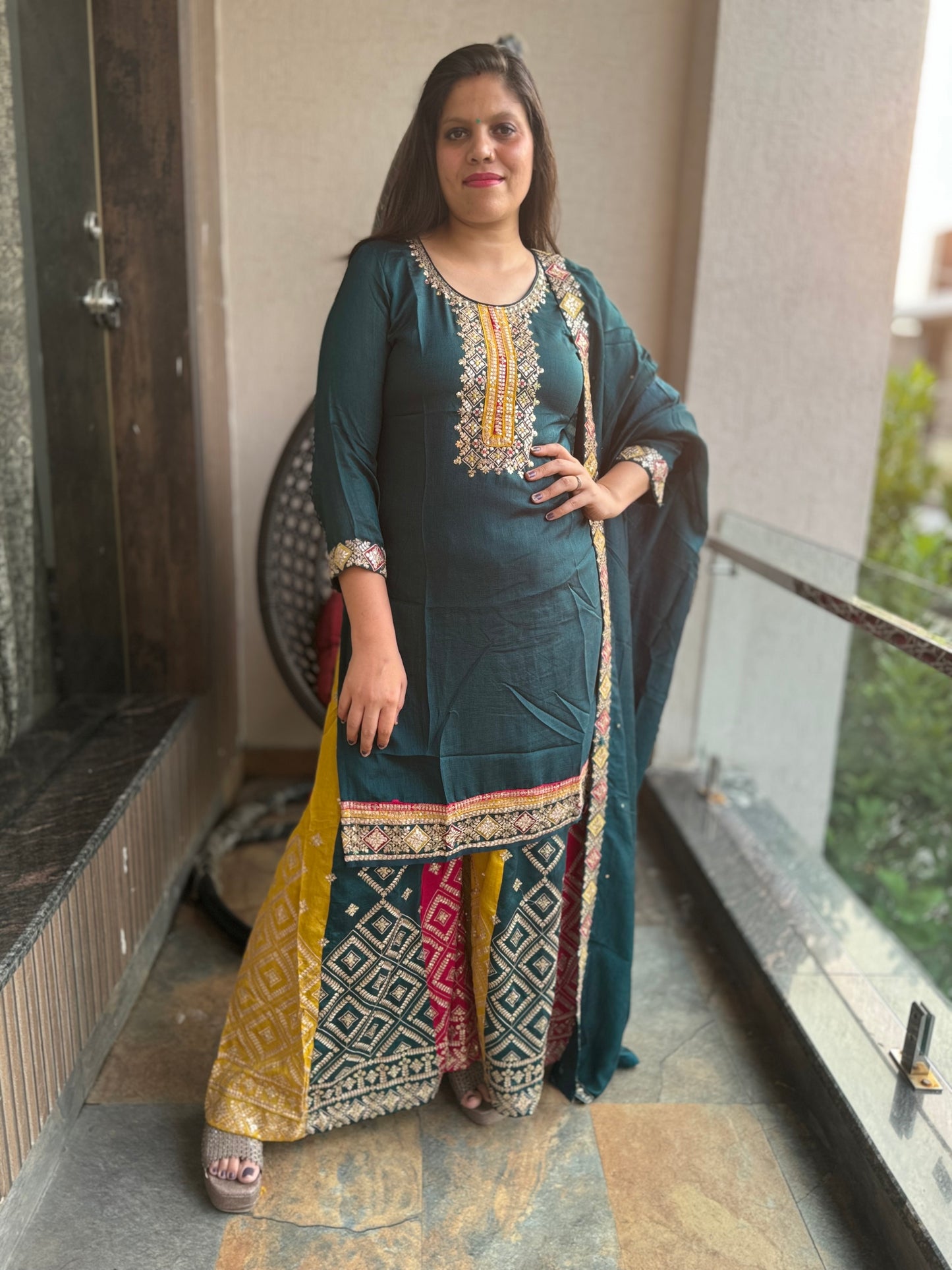 Devider Plazo Suit (Style No 1006)