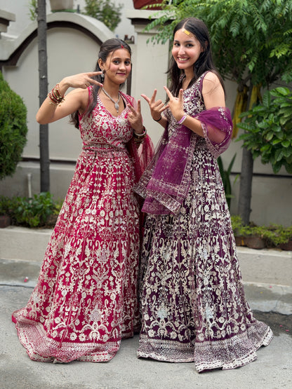 WEDDING WEAR TILLA AND SIPPI WORK FULL FLAIR LEHENGA