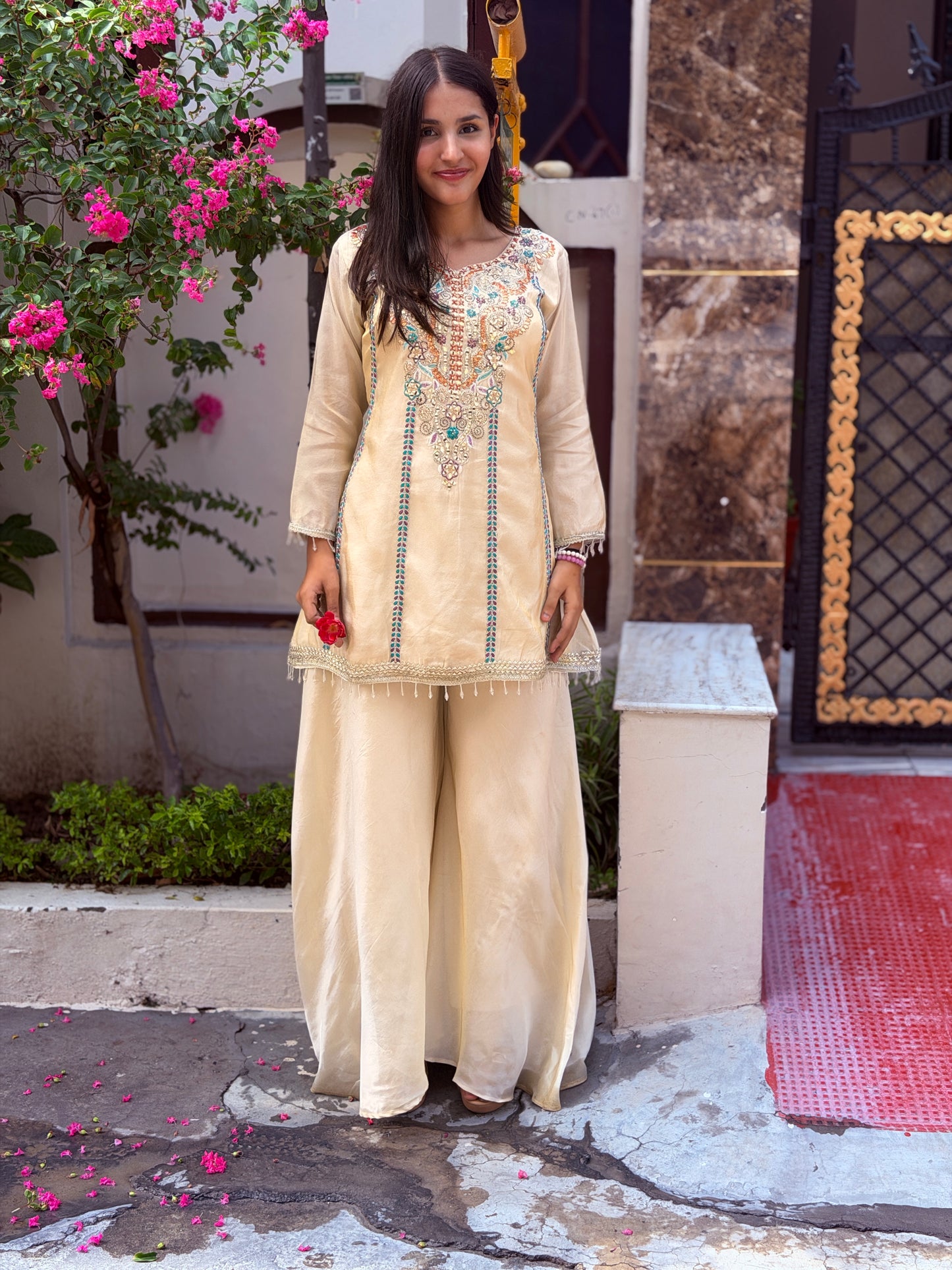 IVORY BLUE LINE PEMPLUM DESIGN FULL FLAIR JAFFA