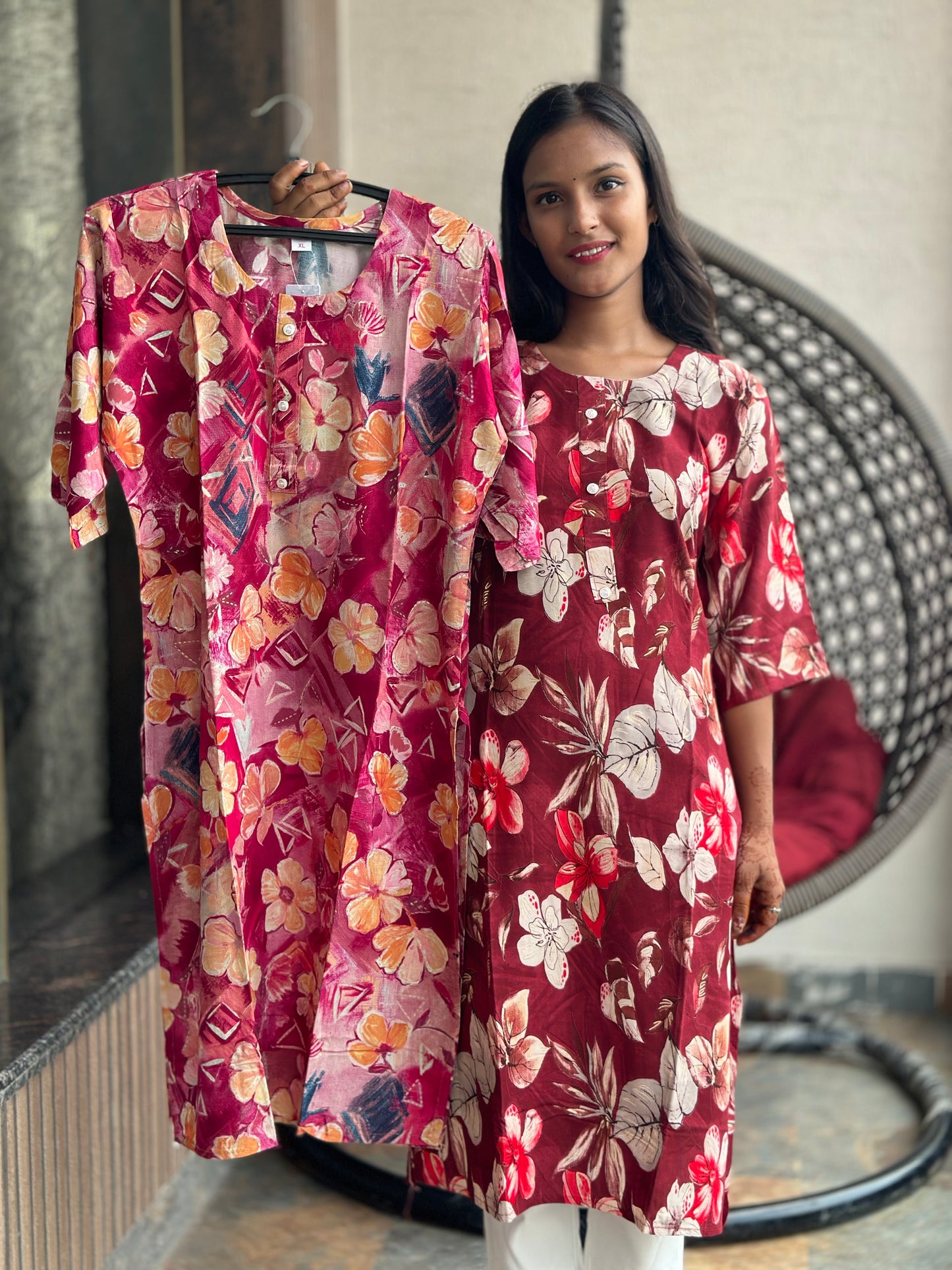 INDIPEHNAWA FLORAL PRINT STRAIGHT KURTA