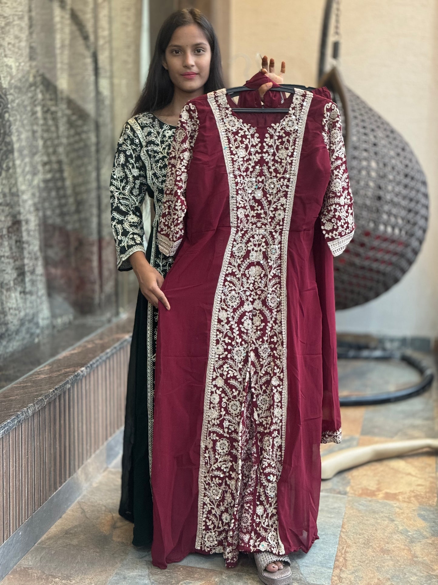 INDIPEHNAWA MASTANI SUIT WITH PLAZO