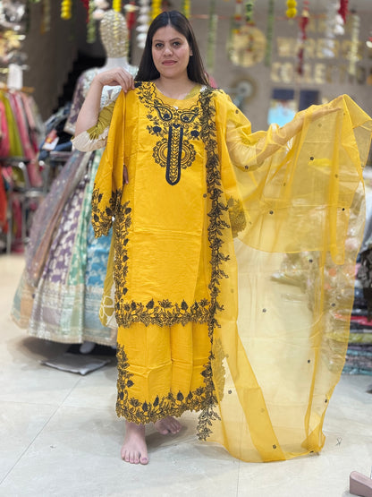 Katrina Cut Trending Thread Work Premium Cotton Designer Suit