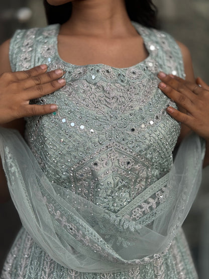 DUAL SHADE LUKHNAVI THREAD WORK LEHNGA