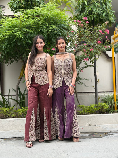KAREENA DESIGN SHORT TOP WITH BELL BOTTOM PANT