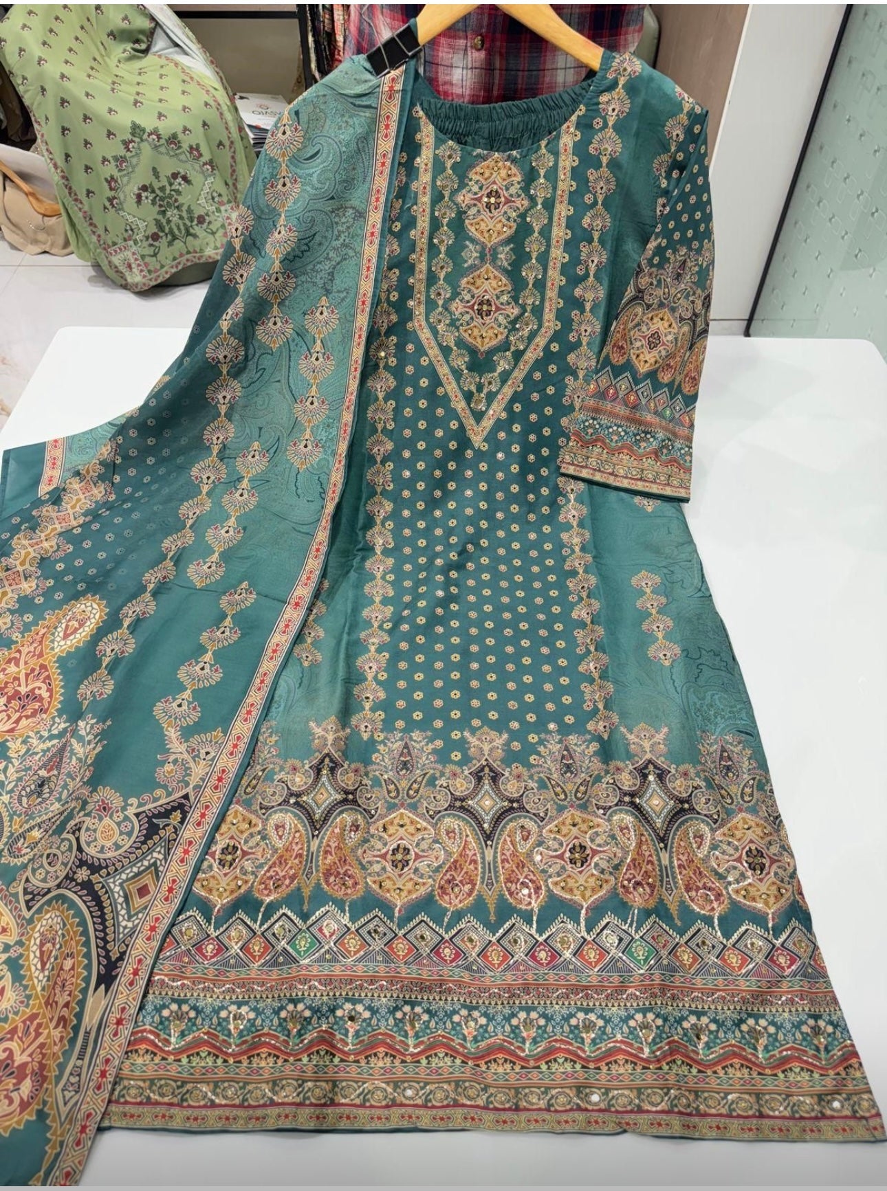 PEACOCK GREEN WITH CRAPE EMBROEDED SUIT