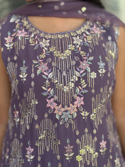 BEAUTIFUL DESINER LEHENGA WITH STRAIGTH KURTA