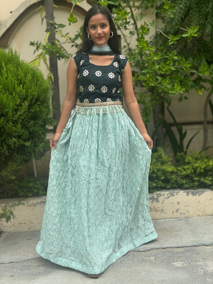 STUNNING GREEN COLOUR CHINON LEHNGA