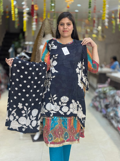 BLACK PURE CREPE WITH PEARL WORK C CUT DESIGN CO-ORD SET