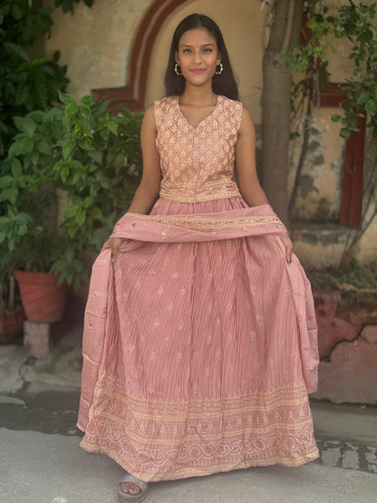 MEHNDI SPECIAL BANARSI LEHNGA