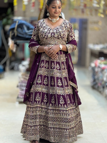 WINE GEORGET WITH SIPI AND TILLA WORK FULL FLAIR LEHNGA