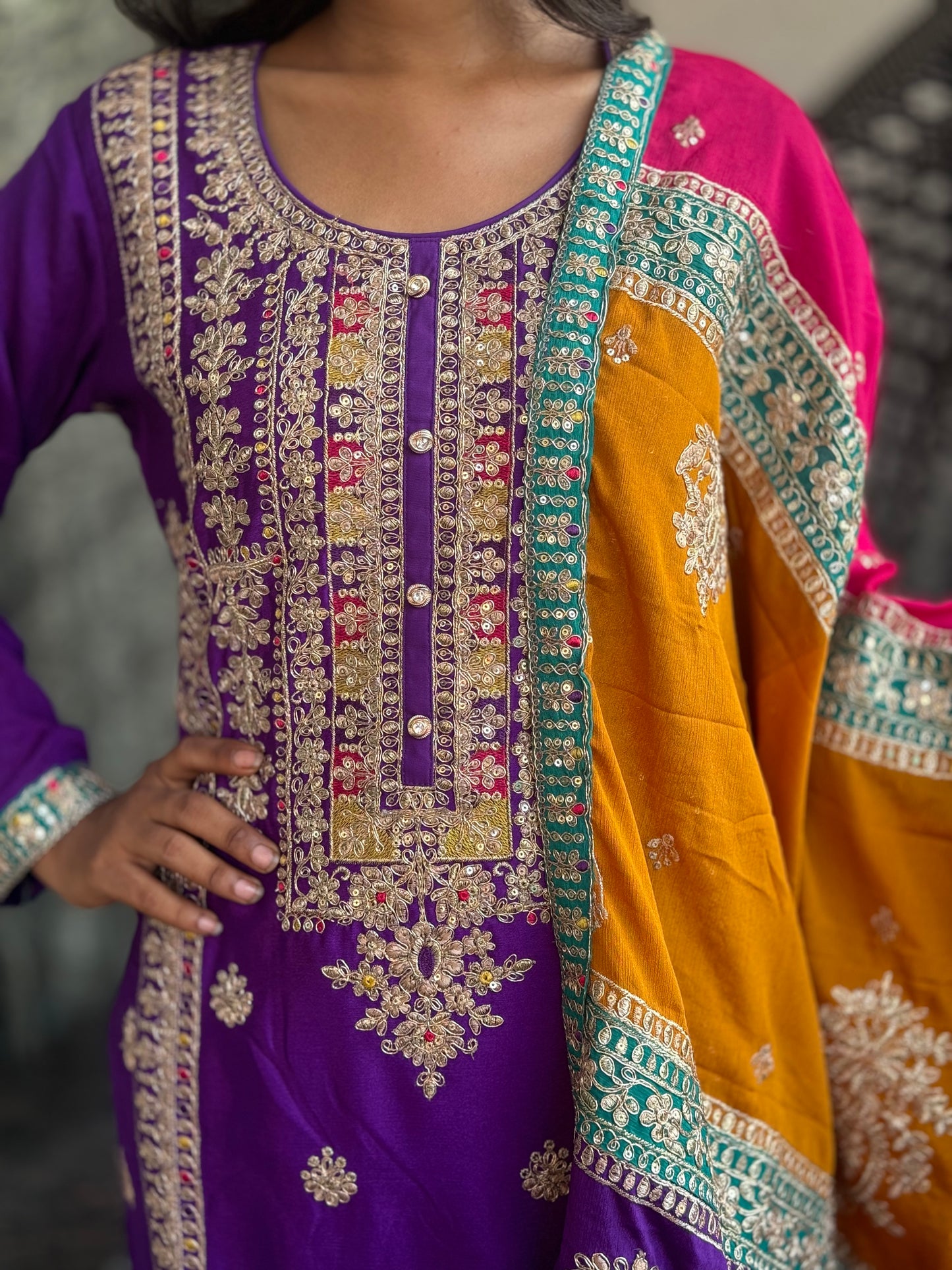 INDIPEHNAWA MULTI HEAVY DESIGNER DUPPTA SUIT SET IN CHINON (article no. 550)