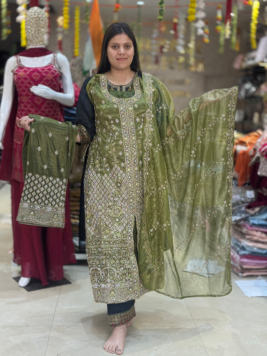 JIMMY CHU SHAHA TILLA WORK WITH PLAZO PARTY WEAR SUIT(OC2L0002)