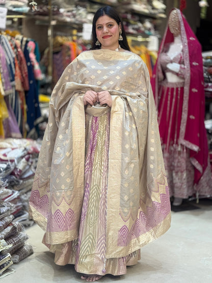 BANARSI DUEL IVORY FULL FLAIR LEHNGA