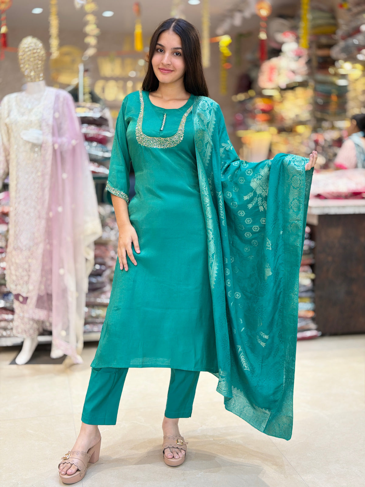 GAJJI SILK WITH CRISS CROS WORK SUIT