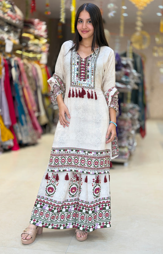 IVORY MEHROON WORK DESIGNER DUPPTA SUIT