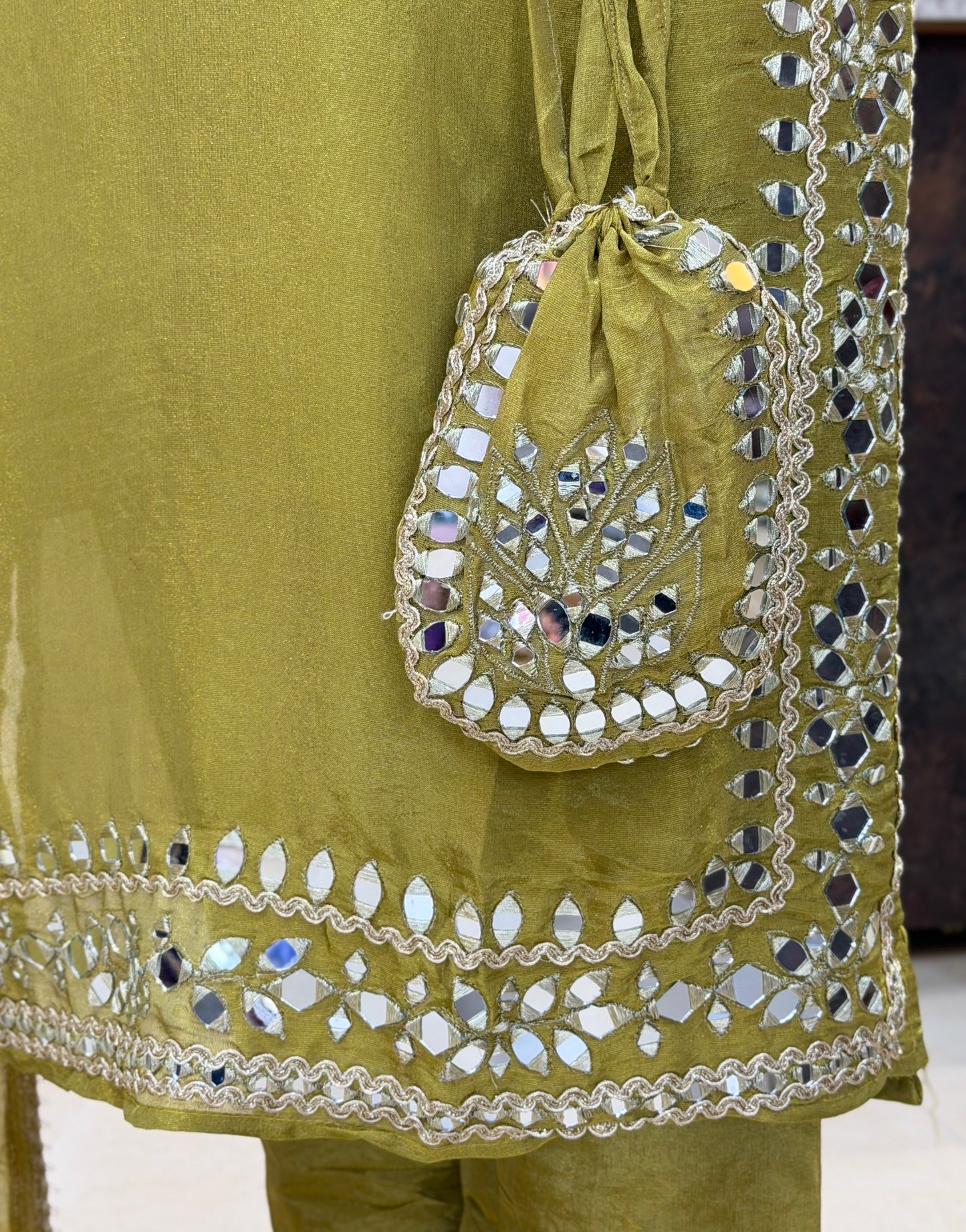 NEON PREMIUM MIRROR DESIGN POTLI DESIGN SUIT