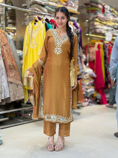 BROWN PREMIUM MIRROR DESIGN POTLI DESIGN SUIT