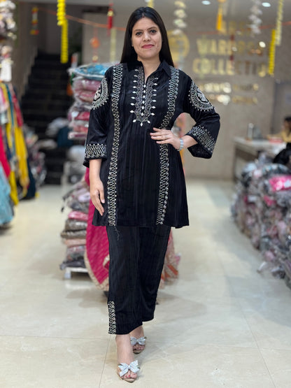 PLUS SIZE A-LINE DESIGN WITH MIRROR WORK VELVET CORDSET