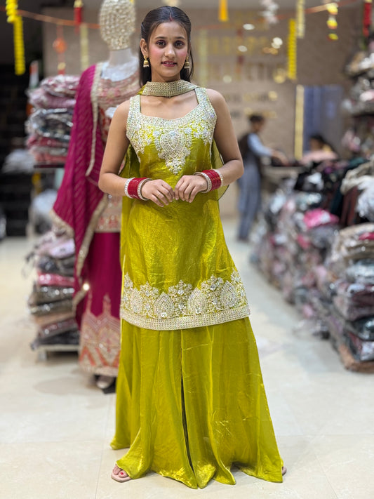 NEON GOLDEN TILLA WORK WITH JAFFA