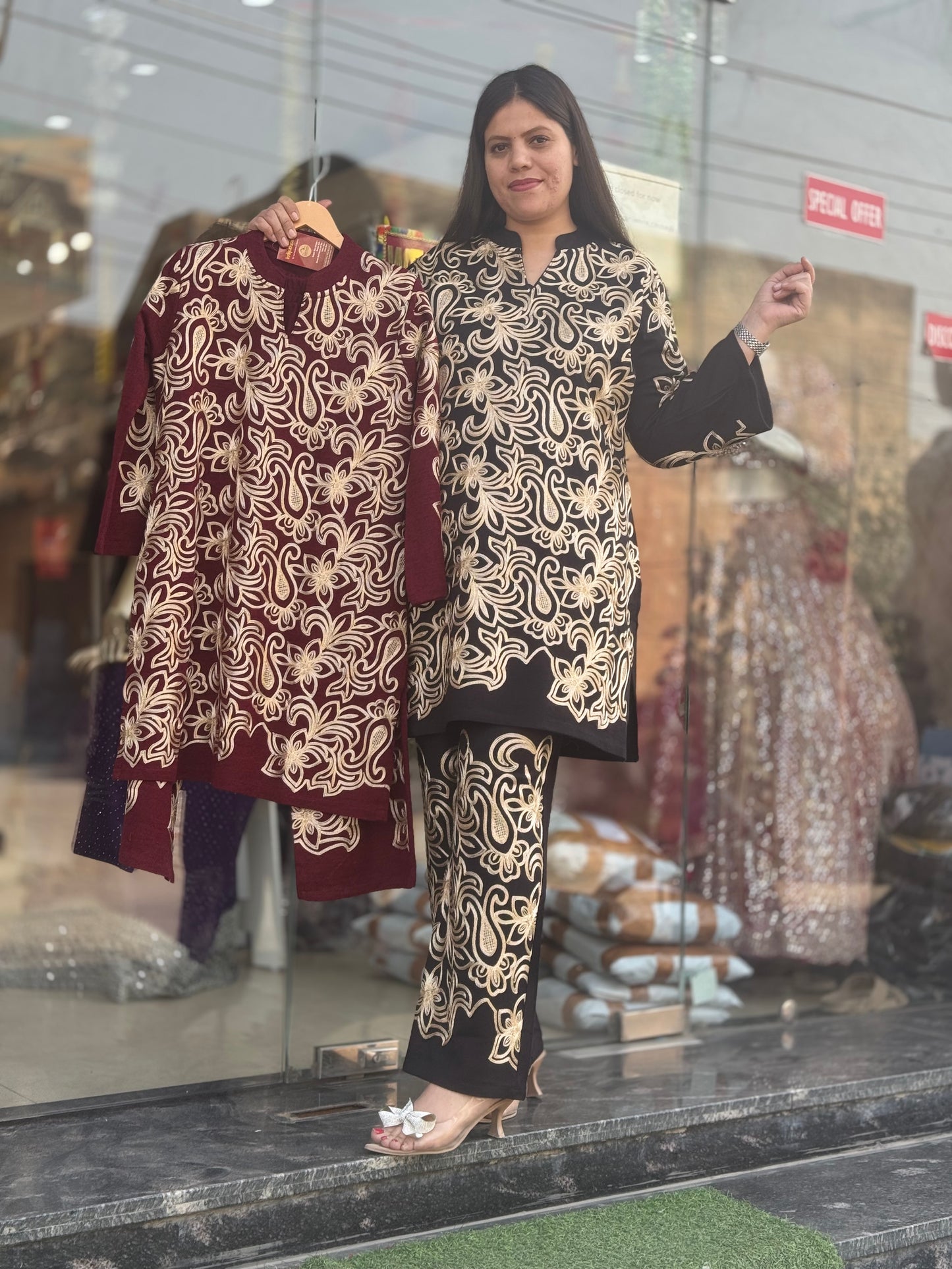 PREMIUM WOOL PHERAN DESIGN CORDSET