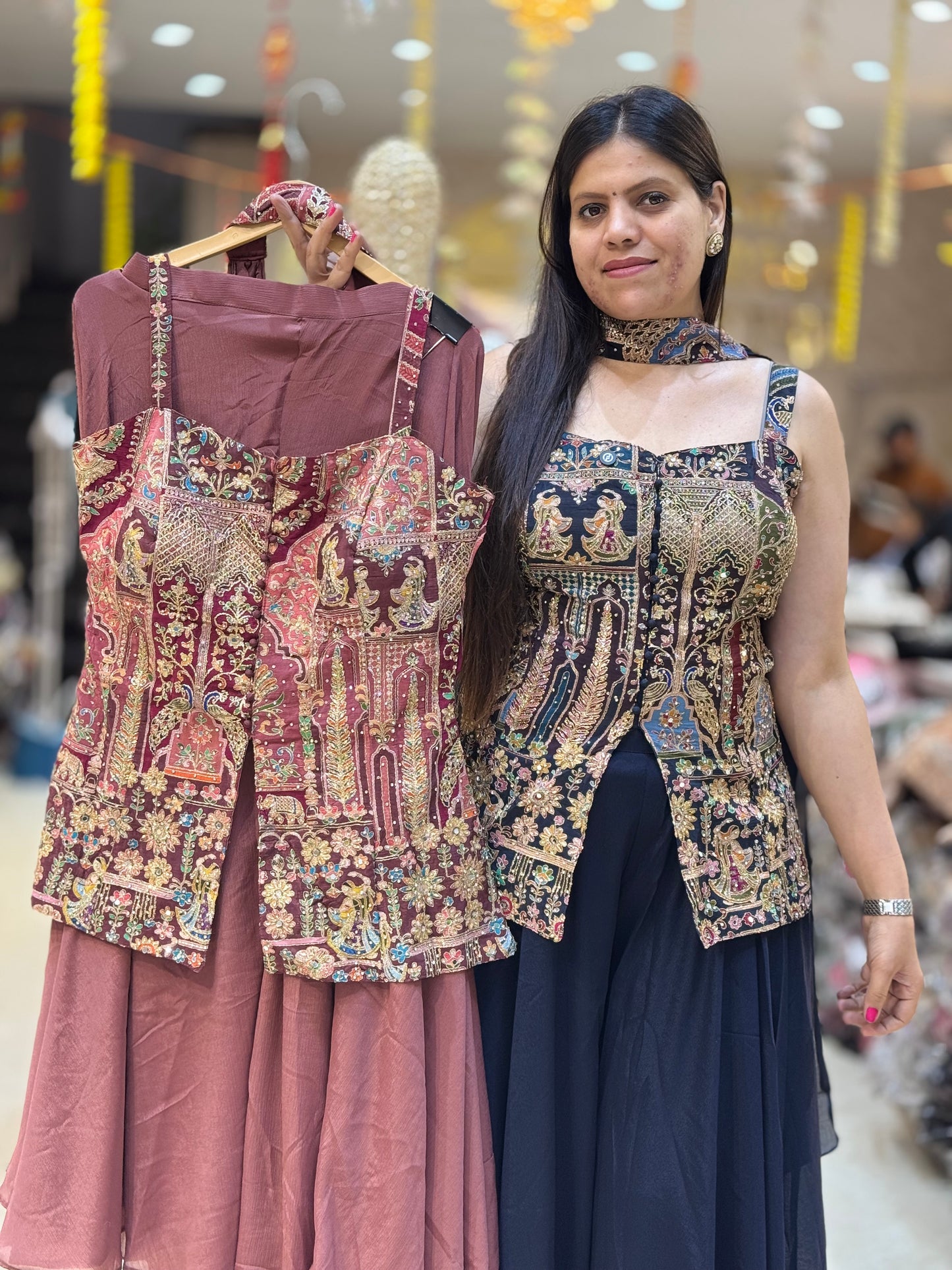 BEAUTIFUL SHORT TOP TILLA AND SIPI WORK WITH FULL FLAIR JAFFA
