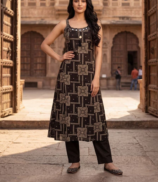 BLACK ORINGAL MIRROR WORK NECK SLEEVELESS CORDSET